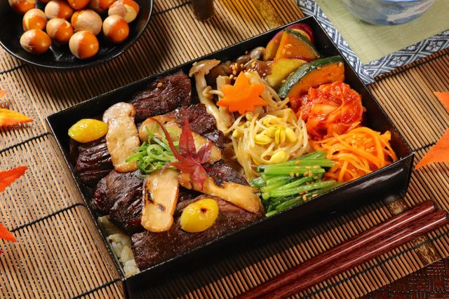【秋季限定】焼き松茸とハラミ焼肉飯の商品写真