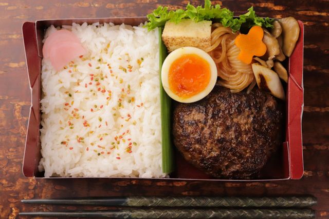 一枚之肉（栃木店）-「すき焼き風」特製ハンバーグ重