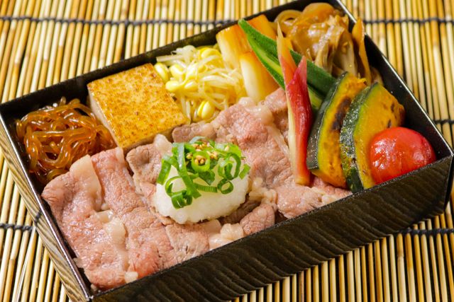 一枚之肉（栃木店）-【夏季限定】 黒毛和牛夏野菜おろし牛しゃぶ重