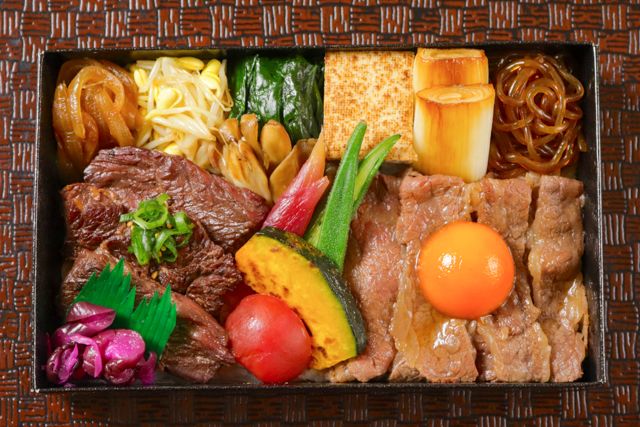 一枚之肉（栃木店）-【夏季限定】 黒毛和牛夏野菜すき焼きとハラミ焼肉特撰重