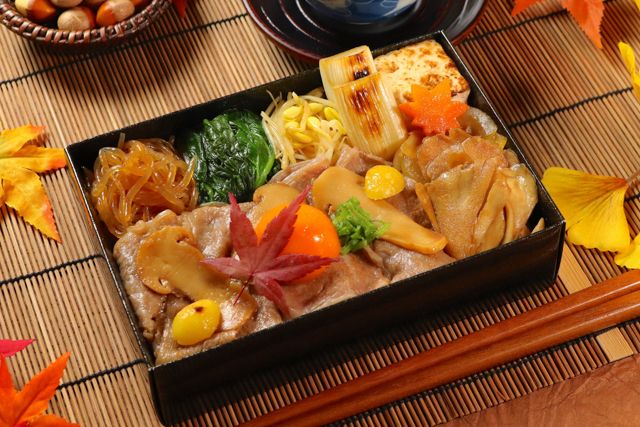 【秋季限定】秋の黒毛和牛すき焼き重の商品写真