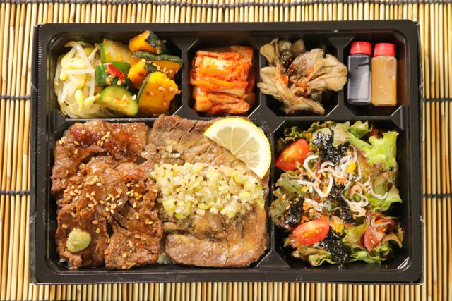 一塊之肉（愛知店）-一塊之肉とからすみしらすサラダ弁当