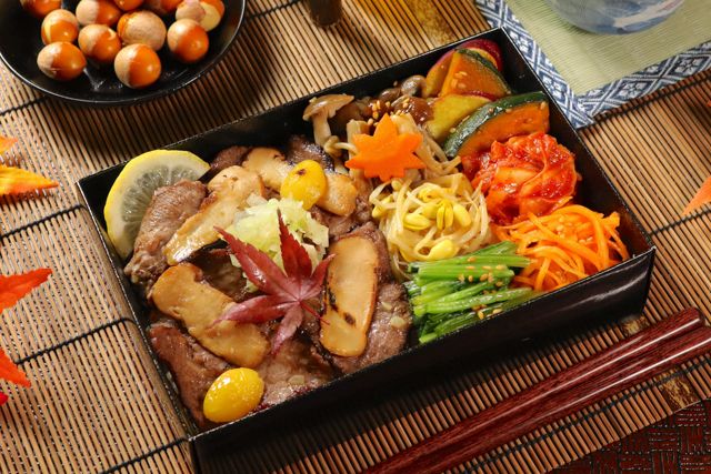 【秋季限定】 焼き松茸とねぎ塩牛タン飯の商品写真