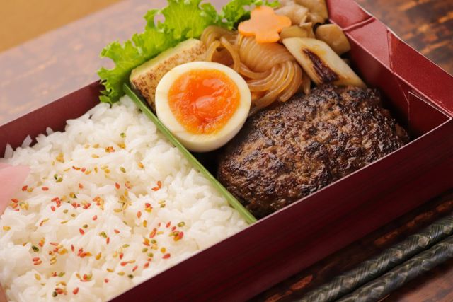 一枚之肉（大阪店）-「すき焼き風」特製ハンバーグ重