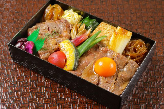 一枚之肉（大阪店）-【夏季限定】 黒毛和牛夏野菜すき焼きと牛ステーキ極重