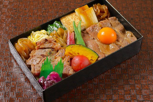 一枚之肉（大阪店）-【夏季限定】 黒毛和牛夏野菜すき焼きと牛ステーキ極重