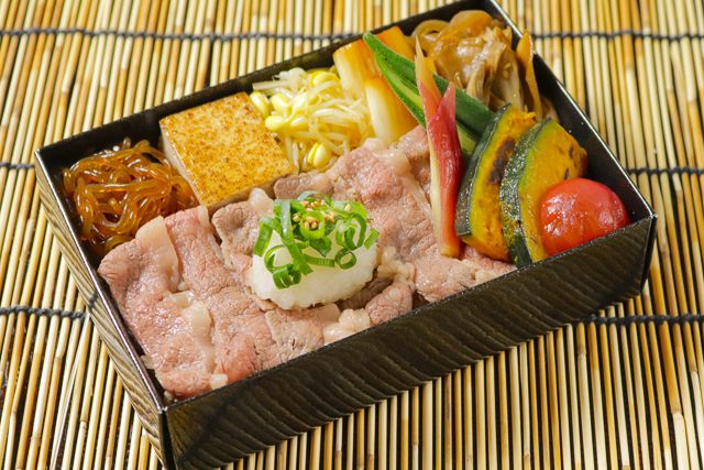 一枚之肉（大阪店）-【夏季限定】 黒毛和牛夏野菜おろし牛しゃぶ重