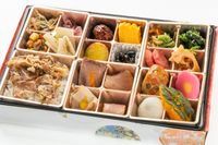 少量多種の健康彩弁当屋 出水-すき焼きごはんの彩弁当