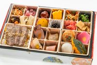 少量多種の健康彩弁当屋 出水-国産ロースステーキの彩弁当