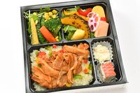 洋食 出水-10種野菜のポークチャップ弁当