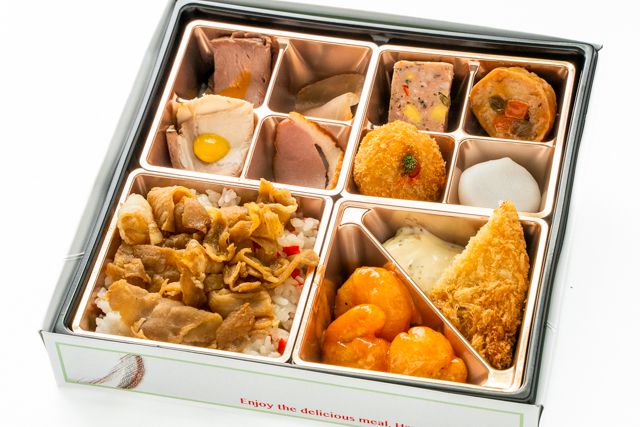 洋食 出水-ポークジンジャーとフライ2種弁当