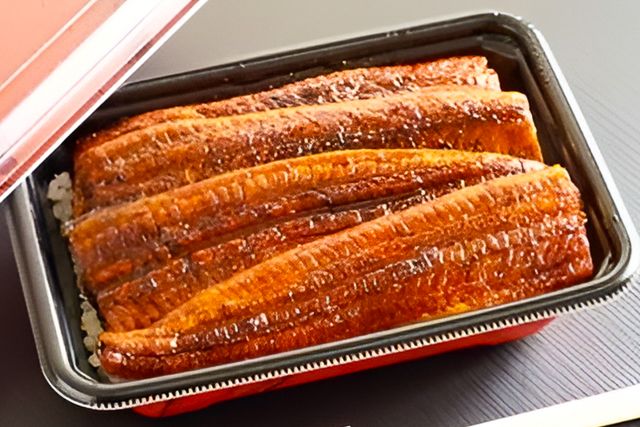 煉獄炭火 鰻鶏-【日本鰻】うな丼 特上（電子レンジ対応容器）