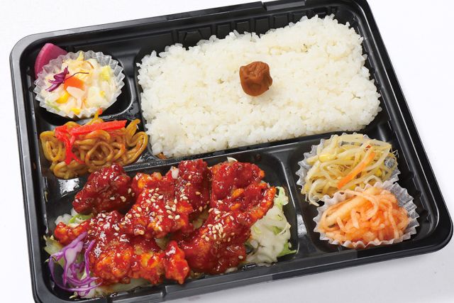 焼肉弁当からいや-ヤンニョムチキン弁当（O）