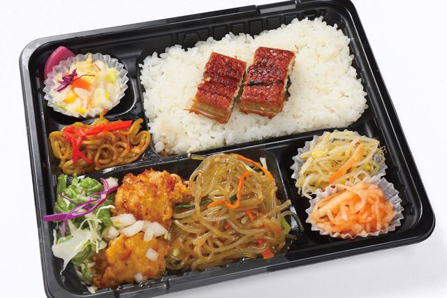 焼肉弁当からいや-ユーリンチ・チャプチェ×うなぎ弁当（OWU）