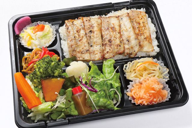 焼肉弁当からいや-サムギョプサル弁当（OC）