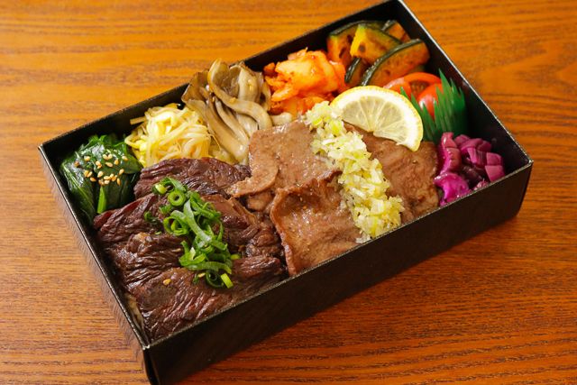一塊之肉（香川店）-【ダブル盛り】牛ハラミ＆塩ダレ牛タン飯
