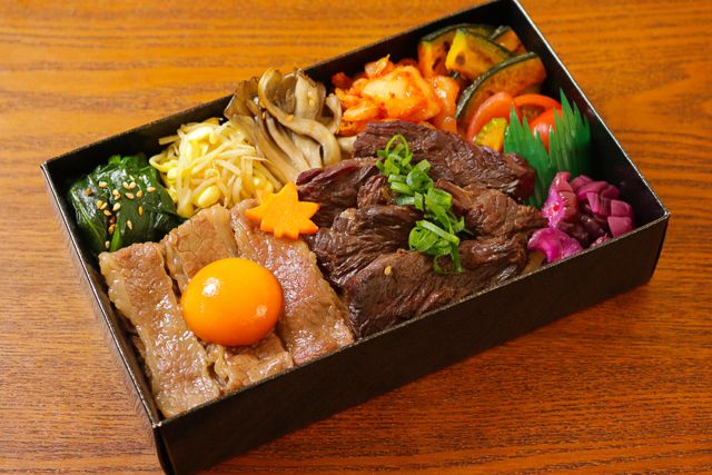 一塊之肉（香川店）-【ダブル盛り】黒毛和牛すき焼き＆牛ハラミ焼肉飯