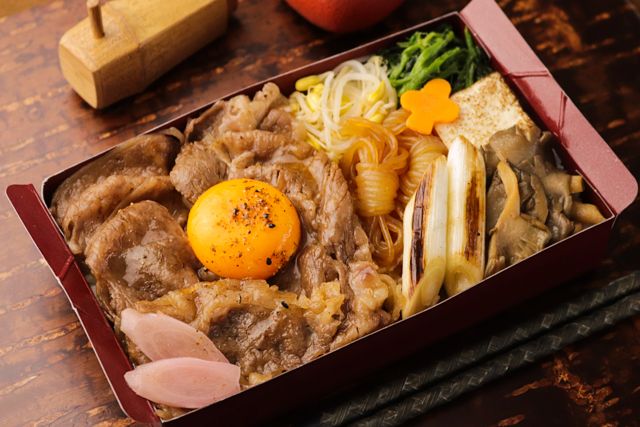 黒毛和牛焼きすき重