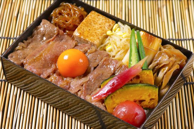 一枚之肉（香川店）-【夏季限定】黒毛和牛夏野菜すき焼き重