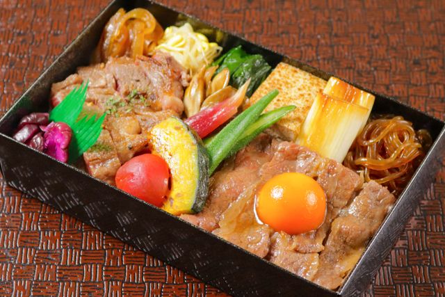 一枚之肉（香川店）-【夏季限定】黒毛和牛夏野菜すき焼きと牛ステーキ極重