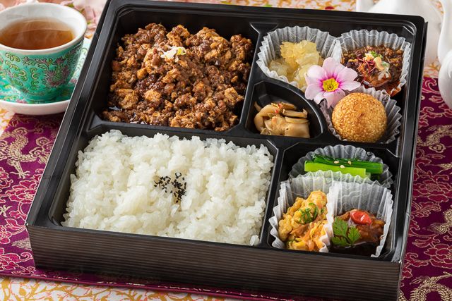 熊猫軒（本店）-パンダ弁当（麻婆豆腐）