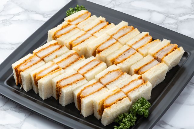 ビュッフェキング（名古屋店）-デミカツサンド