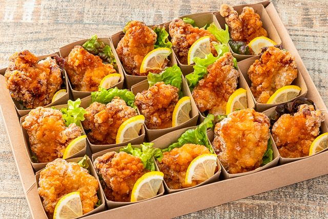 SUSHI＆FINGERFOOD 彩紙箱〜アヤカミバコ〜DELI（名古屋店）