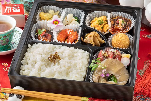 熊猫軒（神戸店）-フカヒレ＆和牛フィレ肉・特選熊猫弁当