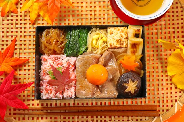 特選すきやきみくに（大阪店）-【秋季限定】蟹飯と黒毛和牛すき焼き重