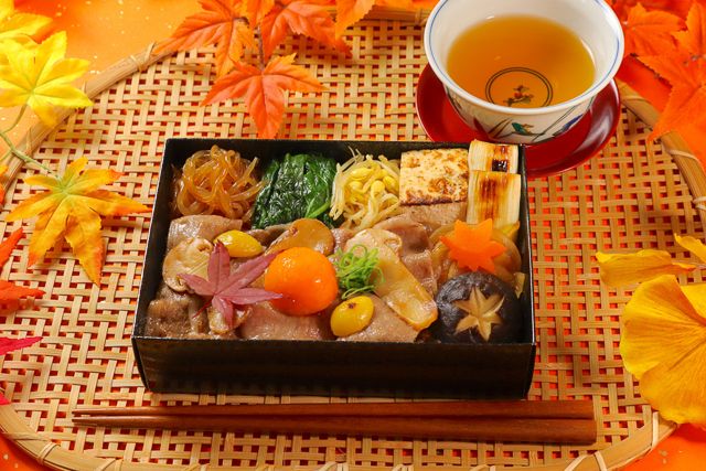 特選すきやきみくに（大阪店）-【秋季限定】秋の黒毛和牛すき焼き重