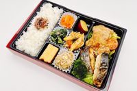 食彩 咲楽咲く-咲楽御膳（さわらの西京焼きと唐揚げ）