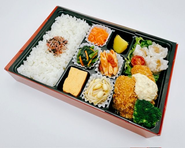 食彩 咲楽咲く-咲楽御膳（広島産大粒カキフライと焼売）