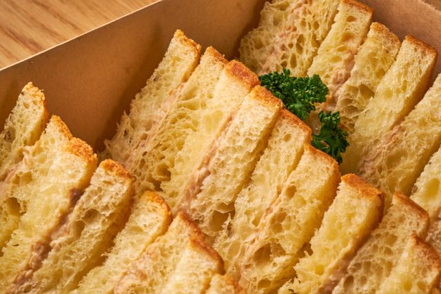 こだわりデニッシュのツナサンド