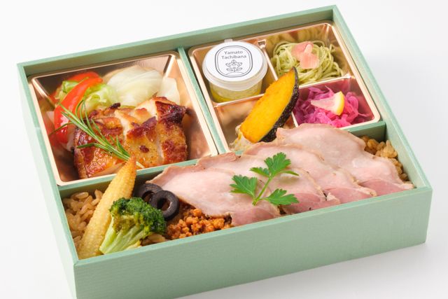 奈良イタリアン Lega'（名古屋店）-【熨斗対応可】【Asuka】チキンロースト ～大和橘のタルタルソース～