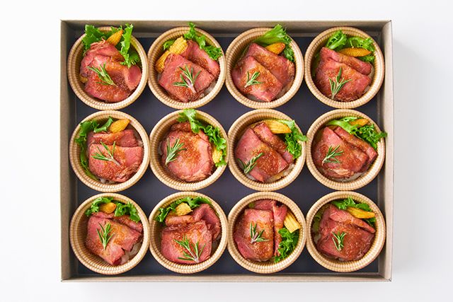 国産牛の贅沢ローストビーフ～シャリアピンソース仕立て～