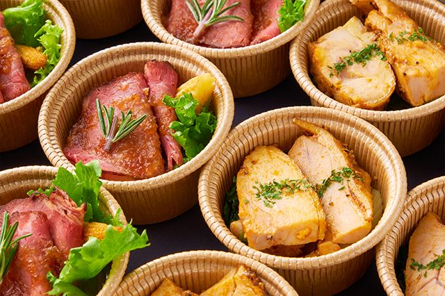 カルネ ミスト ウノ（国産牛ローストビーフ＆ピッカンテ グリルドチキン）