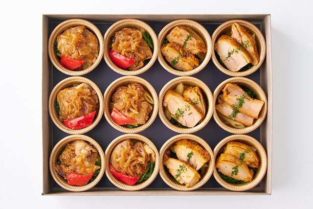 カルネ ミスト トレ（ピッカンテ グリルドチキン＆黒酢香るポークジンジャー）