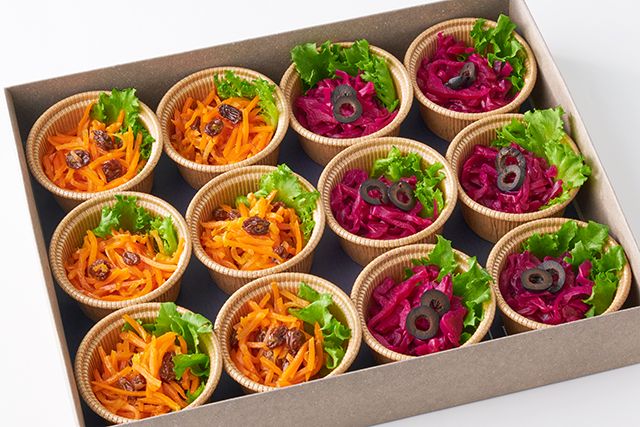 JINBO MINAMI AOYAMA ケータリング（名古屋店）-アンティパスト ミスト デュエ（紫キャベツのソッタチェーティ＆キャロットラペ）