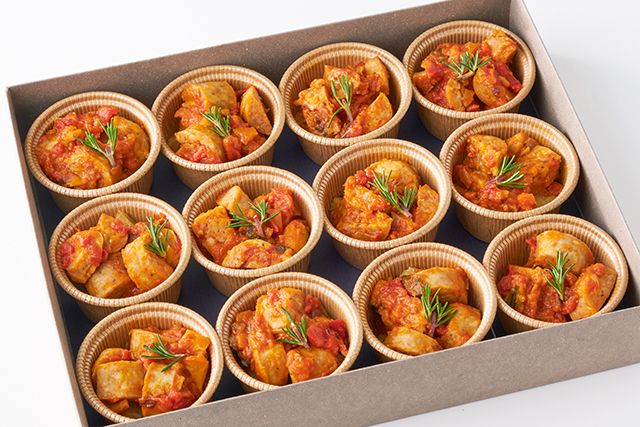 JINBO MINAMI AOYAMA ケータリング（名古屋店）-サルシッチャと野菜のトマト煮込み