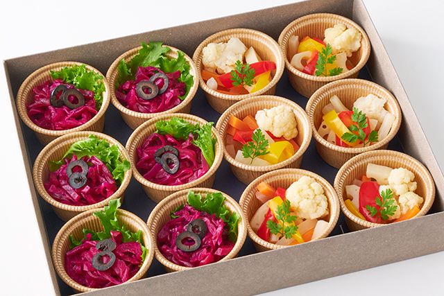 JINBO MINAMI AOYAMA ケータリング（名古屋店）-アンティパスト ミスト トレ（彩り野菜のピクルス＆紫キャベツのソッタチェーティ）