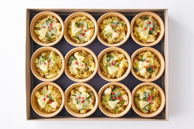 自家製生パスタ 貝柱のペペロンチーノソース～ゆずの香り～