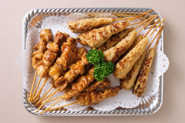 備長炭火焼き鳥（もも・つくね）