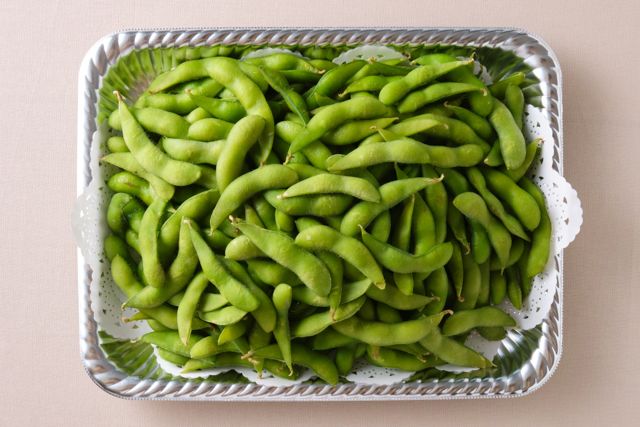 山盛り1kg！塩茹で枝豆