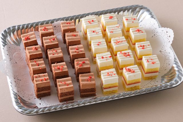 TOKYO BANQUET（名古屋店）-2種のプチケーキ