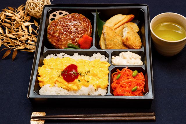 仕出しろっかん-【ふわトロ卵】黒トリュフ醤油ハンバーグと自家製タルタルソース白身フライ