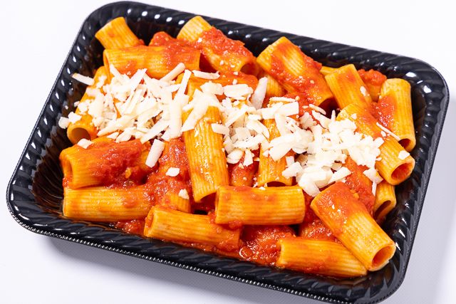 完熟トマトの濃厚パスタ