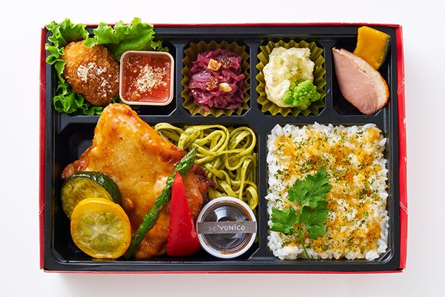 大阪・北新地 イタリア料理 YUNiCO（岩槻店）-【北新地イタリアンBOX】チキンロースト＆ボッタルガバターライス  選べるソース