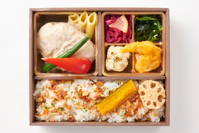 洋食亭 Silver spoon（東京店）-ハンバーグステーキ・濃厚ポルチーニ茸のクリームソース