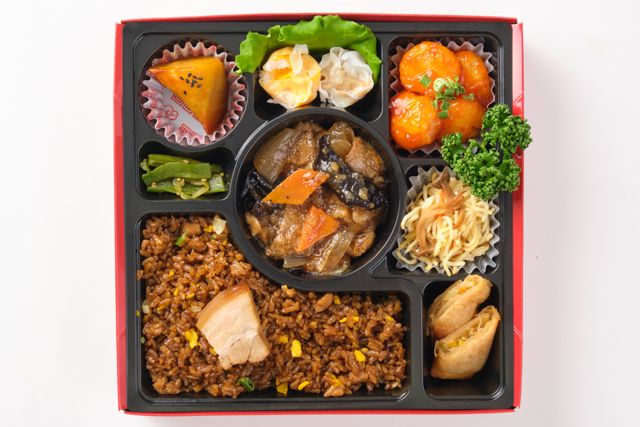 中華料理 馬九行久ーうまくいくー（岩槻店）-【エビチリ入り】特選牛肉の黒胡椒炒めと焼きめしの笑門御膳