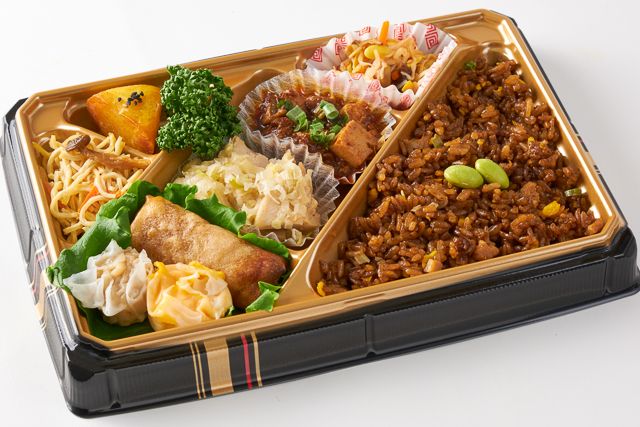 吉祥中華 結-musubi-（東京店）-【Wメイン】蒸し鶏葱ソース＆麻婆豆腐弁当【焼飯】